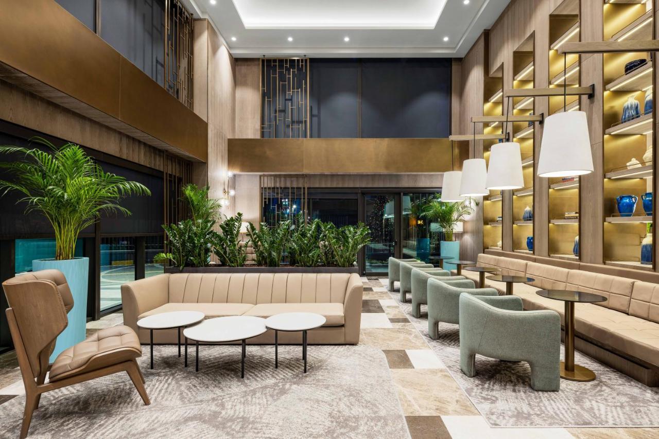 Отель Movenpick Living Camlivadi