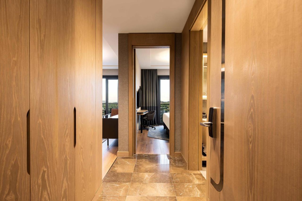 Movenpick Living Camlivadi מלון 5*
