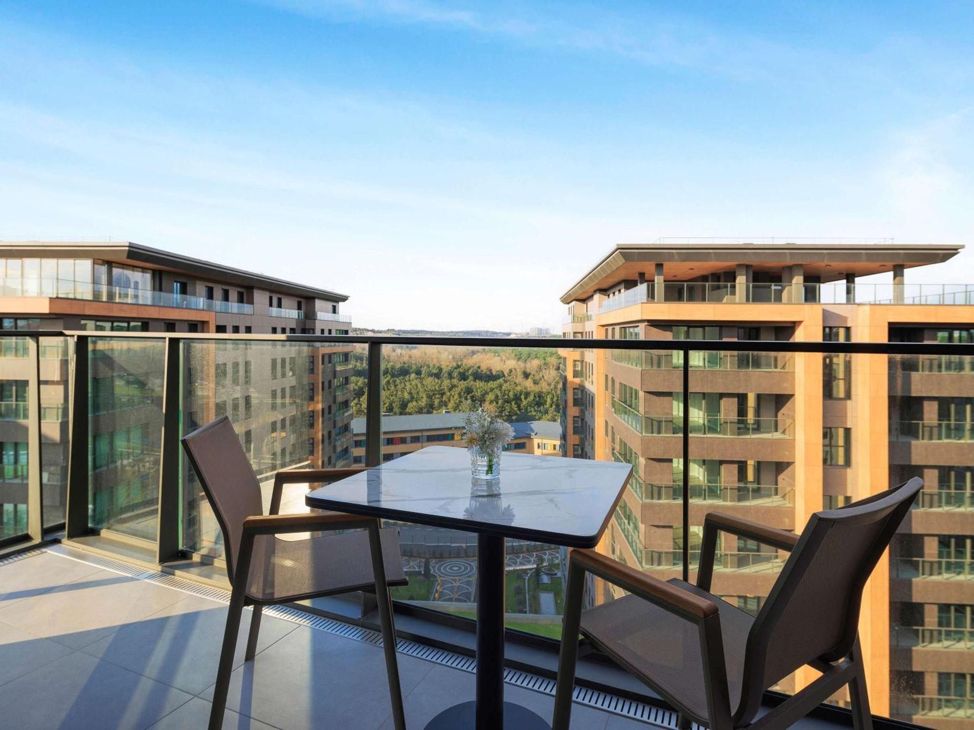 Отель Movenpick Living Camlivadi Стамбул